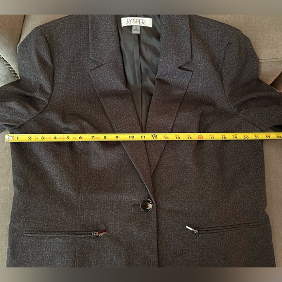 Kasper Gray Suit Jacket / Blazer (NWOT) - Picture 8 of 9